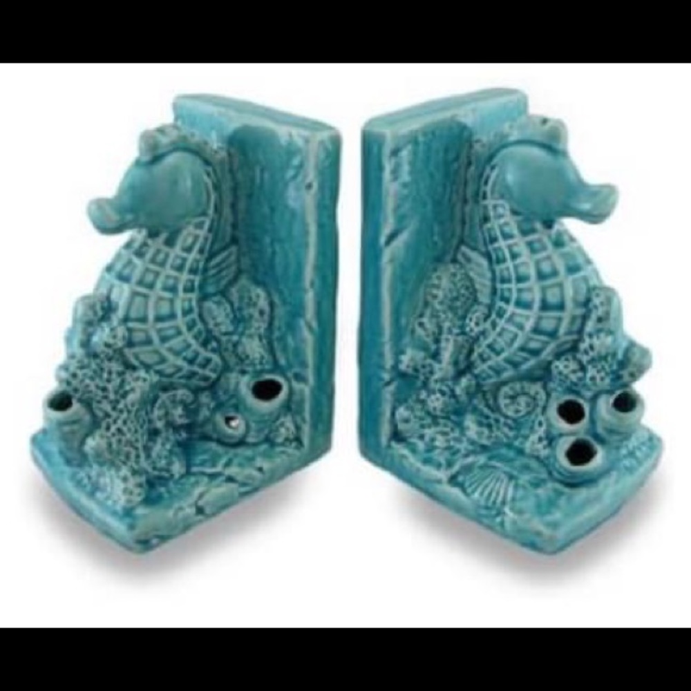 Coastal bookends